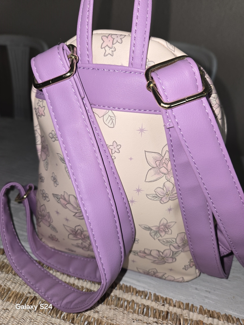 Disney Loungefly Rapunzel Floral Mini Backpack Light Pink & Lavender Never Used - Picture 3 of 6